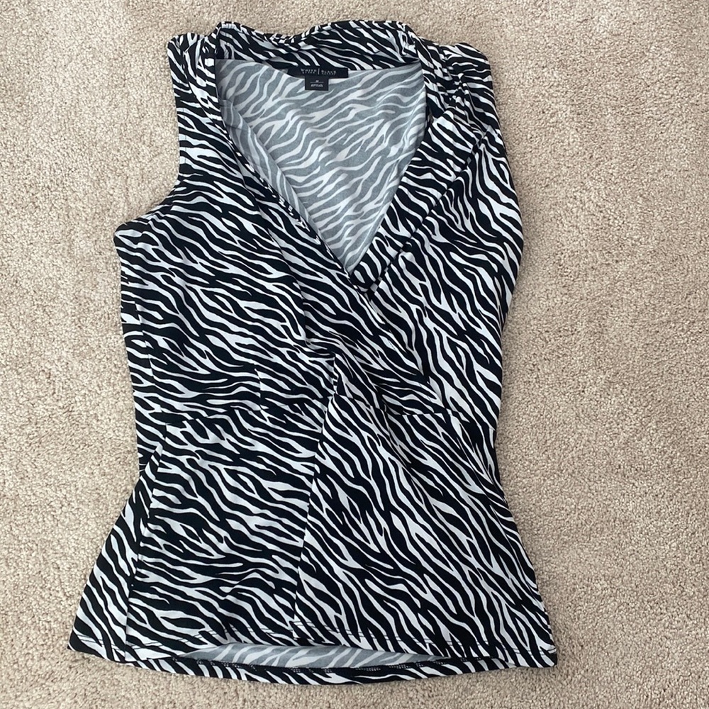White House Black Market top